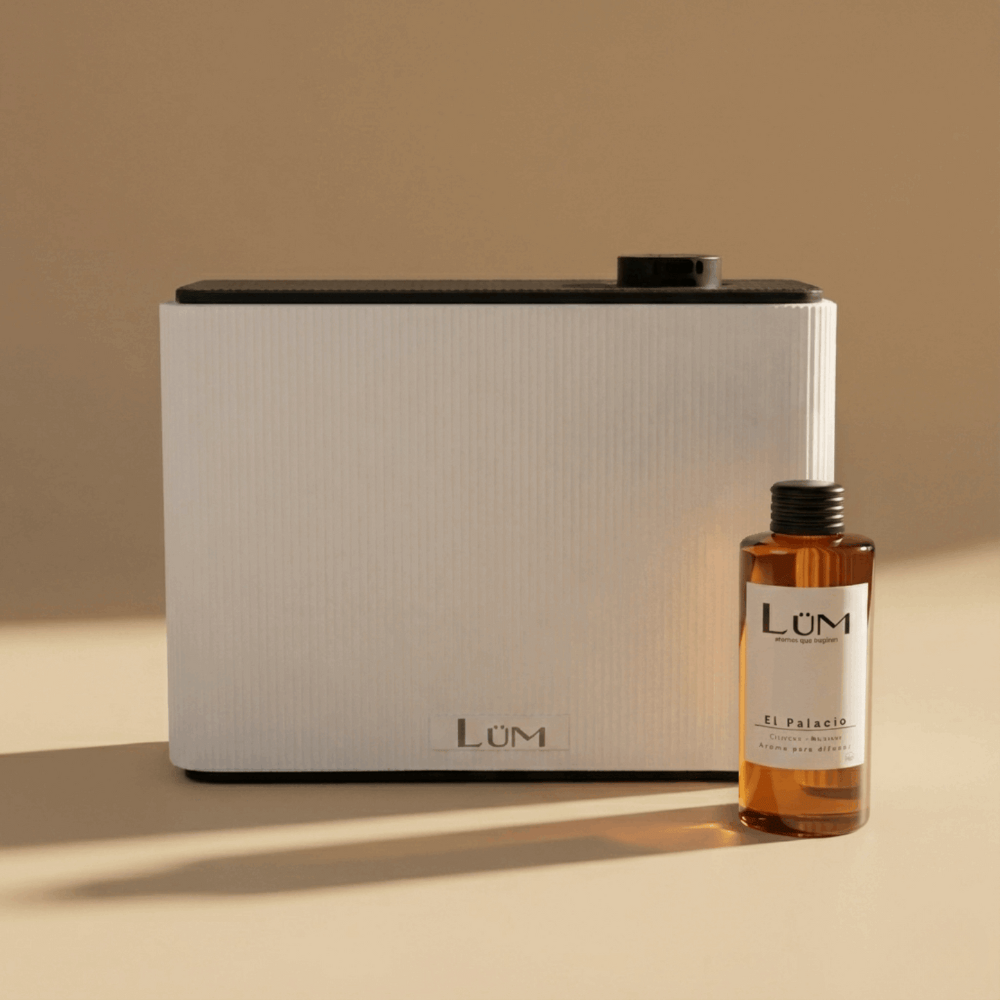 Difusor Solstice 2,500m3 + 1,000m2 BT- WiFi + Aroma Gratis (Blanco)